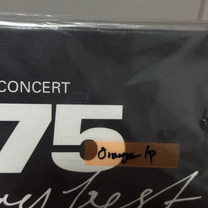 [BUNJANG] The 1975 At Their Very Best Live LP Orange Vinyl / 새상품 The 1975 At their very best live LP