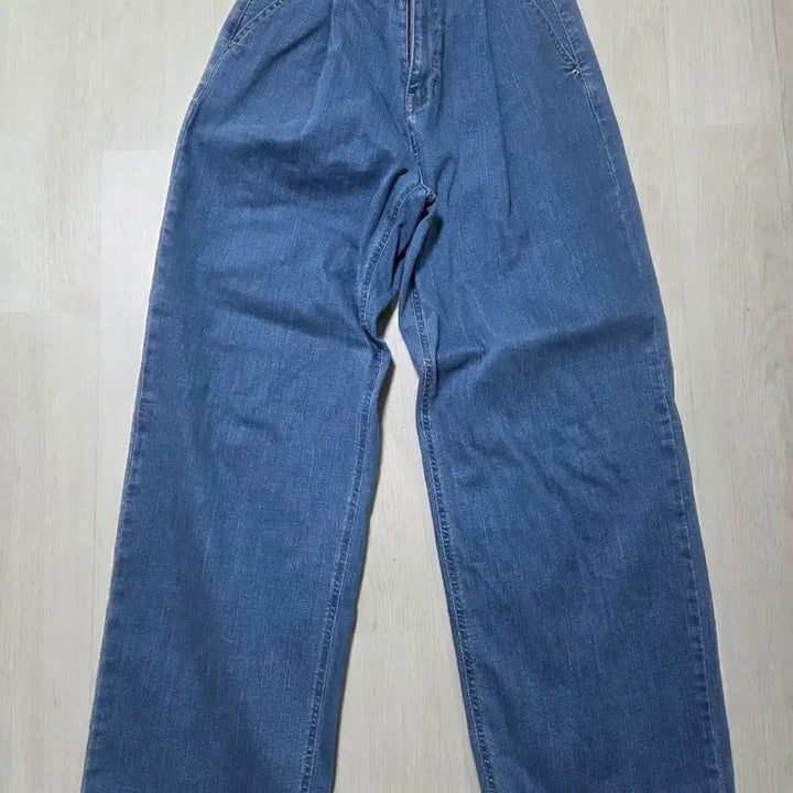 [BUNJANG] Muzera Raon Wide Fit Jeans / 뮤제라 라온 와진