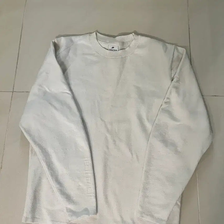 [BUNJANG] Nike Tech Fleece White Sweatshirt Knit / 나이키 테크플리스 흰색 맨투맨니트