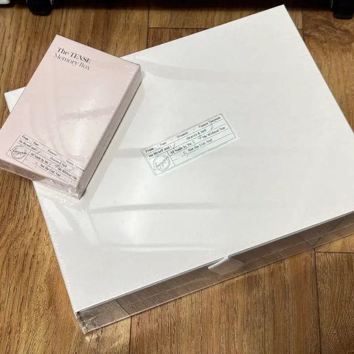 [BUNJANG] TAEYEON The Tense Blu-ray Digital Code Memory Box / 태연 The TENSE 더텐스 더탠스 블루레이 디지털코드 메모리 박스