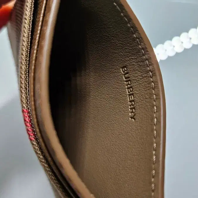 [BUNJANG] Burberry Authentic Card Holder / 정품 버버리 카드지갑 새제품