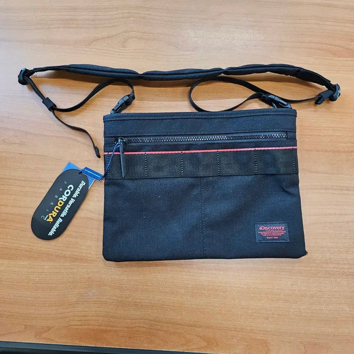 [BUNJANG] Discovery Cordura Mini Cross Bag Black / 디스커버리 코듀라 미니 크로스백 블랙