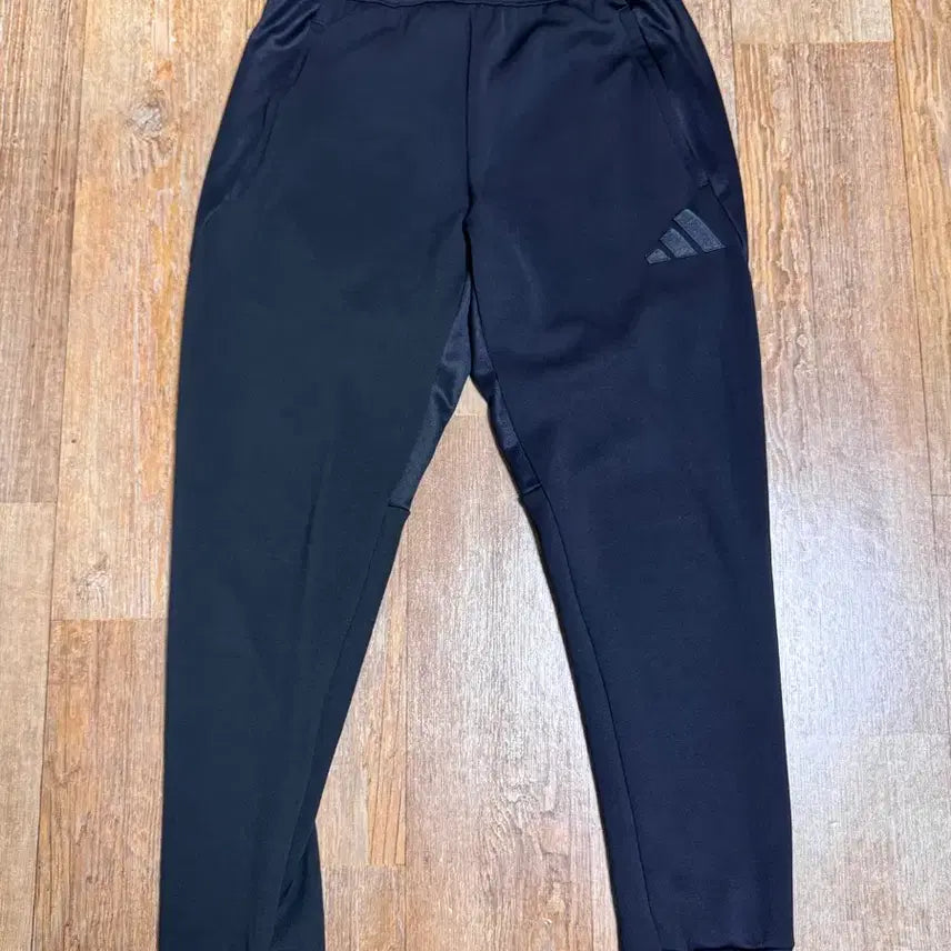 [BUNJANG] Adidas Tiro 25 Sweatpants Joggers / 아디다스 티로25 팬츠 스웻팬츠 조거 준지 나이키 풋살 축구 러닝 레깅스