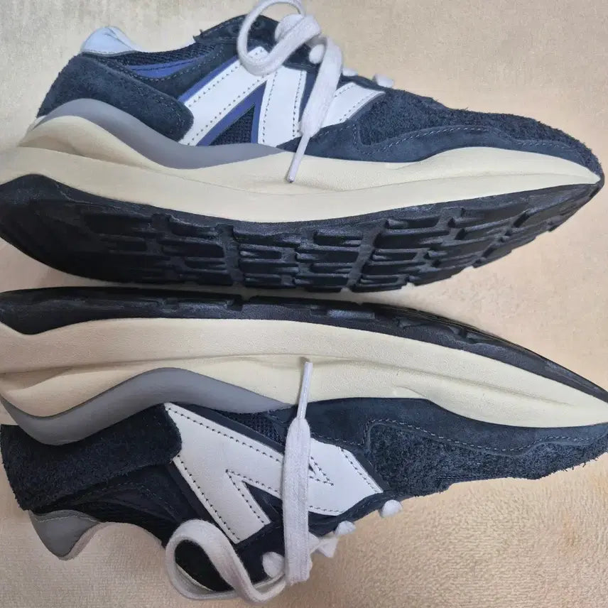 [BUNJANG] New Balance 5740 Vintage Eclipse Sneakers (230) / 뉴발란스 운동화 5740 빈티지 이클립스 230