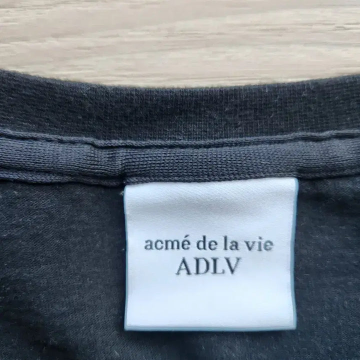 [BUNJANG] ADLV Donut Short Sleeve T-Shirt Black Size 2 / 아크메드라비 ADLV 도넛 반팔티 블랙 2사이즈