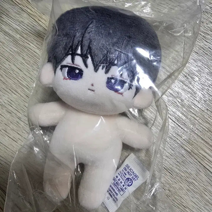 [BUNJANG] Demutjoo Ryu Geonwoo 10cm Doll / 데못죽 류건우 인형 10cm