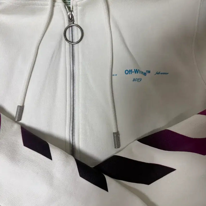 [BUNJANG] Off-White 19FW Gradiation Diagonal Zip Hoodie (XS) / 오프화이트 19FW 그라데이션 다이아각 후드 집업 (XS)