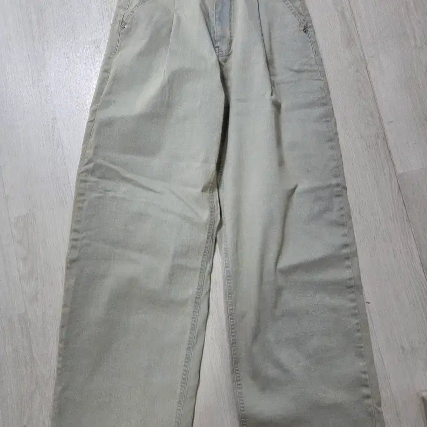 [BUNJANG] RAON Muse La Wajin Light Wash Wide Fit Denim Pants / 라온 뮤제라 와진 연청