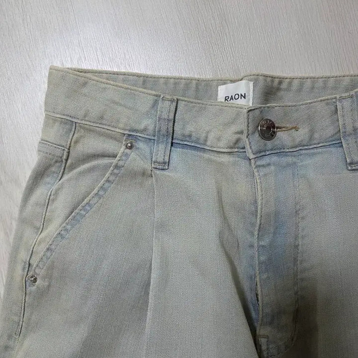 [BUNJANG] RAON Muse La Wajin Light Wash Wide Fit Denim Pants / 라온 뮤제라 와진 연청