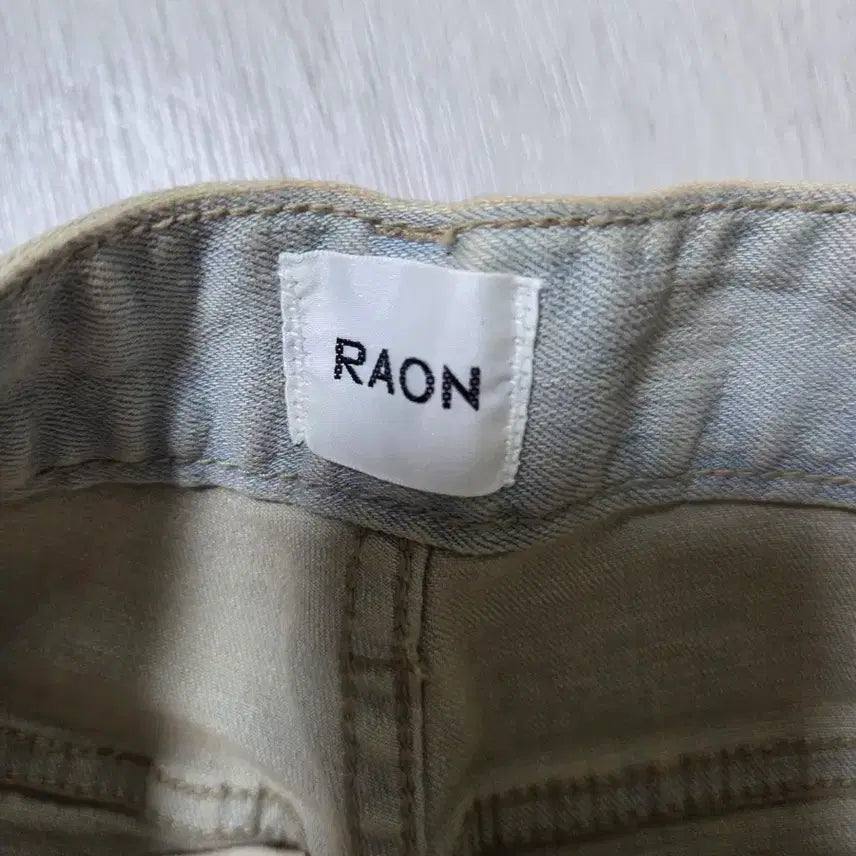 [BUNJANG] RAON Muse La Wajin Light Wash Wide Fit Denim Pants / 라온 뮤제라 와진 연청