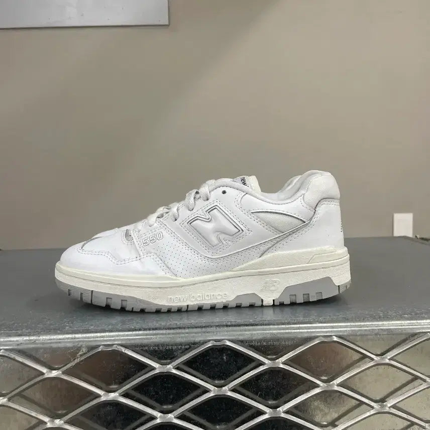 [BUNJANG] New Balance 550 White 240 / 뉴발란스 550 화이트 240