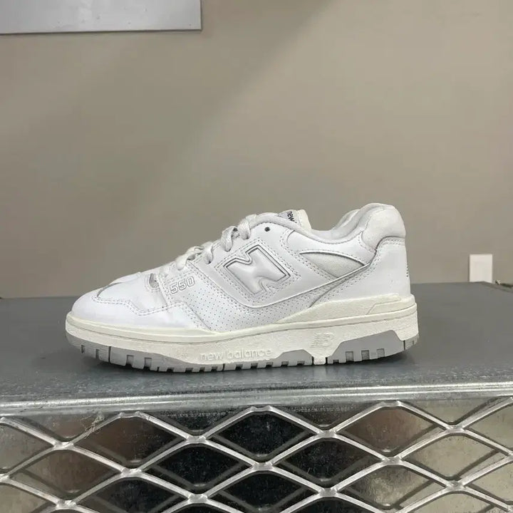 [BUNJANG] New Balance 550 White 240 / 뉴발란스 550 화이트 240