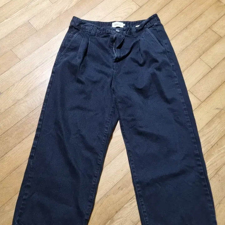 [BUNJANG] Mergo One-Tuck Wide Denim Pants Black XL / 메르고 원턱 와이드 데님 블랙 xl