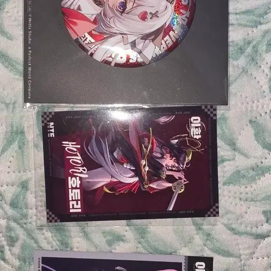 [BUNJANG] Leehwan Lacrimosa Can Badge + Photocard / 이환 굿즈 캔뱃지 + 포토카드