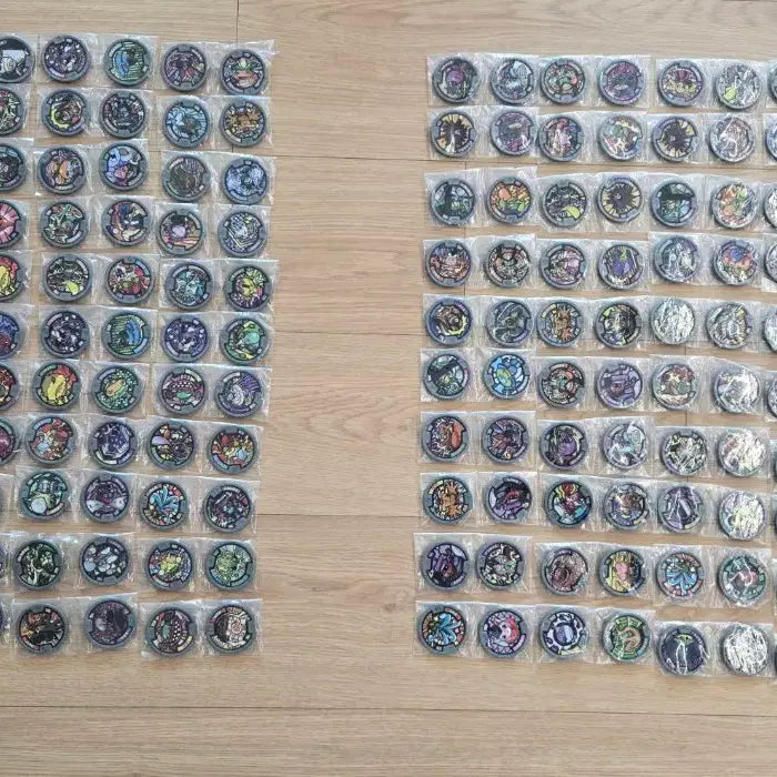 [BUNJANG] Yokai Watch Medals Bundle Set (Approx. 200) / 요괴워치 메달 약200개