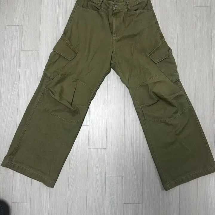 [BUNJANG] Dive In MooMSER Washed Bern Cargo Pants Beige Size 1 / 다이브인 무민서 워시드 베른카고 베이지 1사이즈