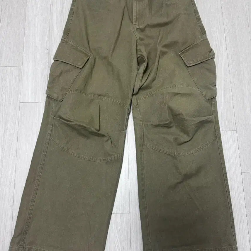 [BUNJANG] Dive In MooMSER Washed Bern Cargo Pants Beige Size 1 / 다이브인 무민서 워시드 베른카고 베이지 1사이즈
