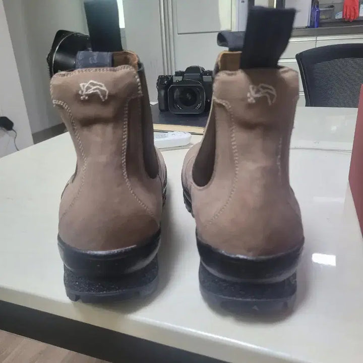 [BUNJANG] Gradus Chelsea 02 Boots Taupe 275 / 그라더스 첼시02 팝니다.