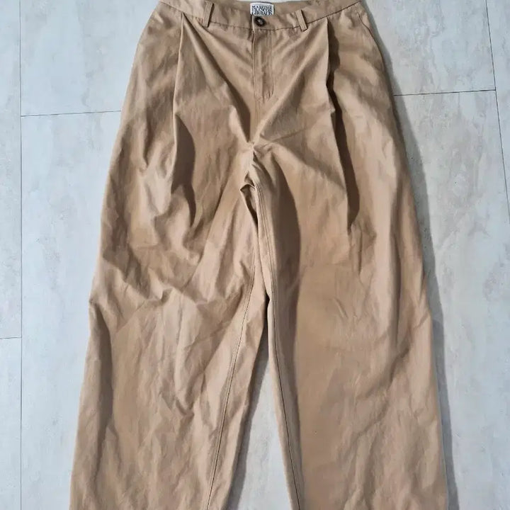 [BUNJANG] Marithe Francois Girbaud Pinched Wide Pants - Beige (L) / 마리떼프랑스와 저버 핀턱 와이드 팬츠 L