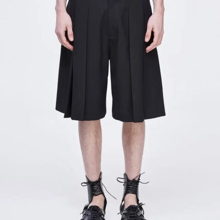 [BUNJANG] Songzio Gathered Pleats Shorts Size 82 / 송지오옴므 개더 플리츠 쇼츠 82