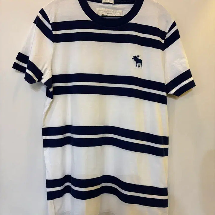 [BUNJANG] Abercrombie &amp; Fitch Striped Short Sleeve T-Shirt (M) / 아베크롬비 스트라이프 반팔티 M