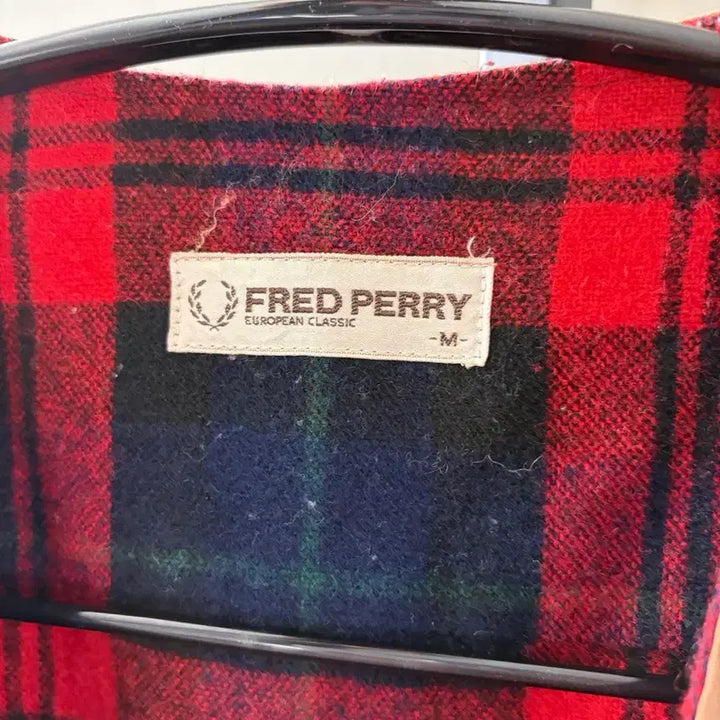 [BUNJANG] Fred Perry Unisex Vest / 남녀공용 FRED PERRY 조끼