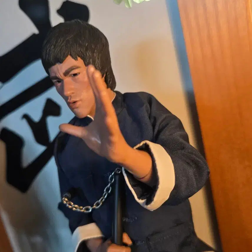 [BUNJANG] Enterbay Bruce Lee Game of Death Type B Action Figure / Enterbay 이소룡(용쟁호투 B타입) 단품 피규어 팝니다