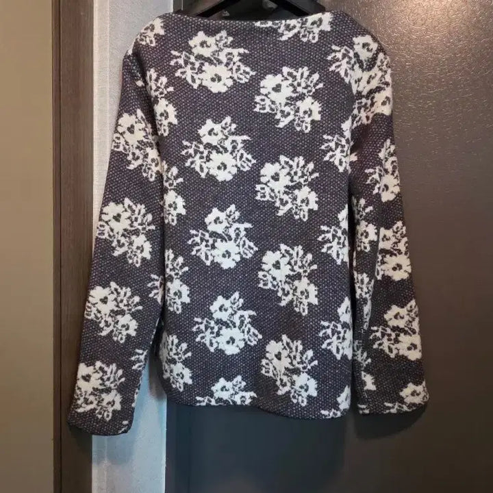 [BUNJANG] ZOOC Flower Pattern Knit Sweater (Free Size) / [새상품] 대현 ZOOC 주크 플라워 패턴 상의 (프리사이즈)