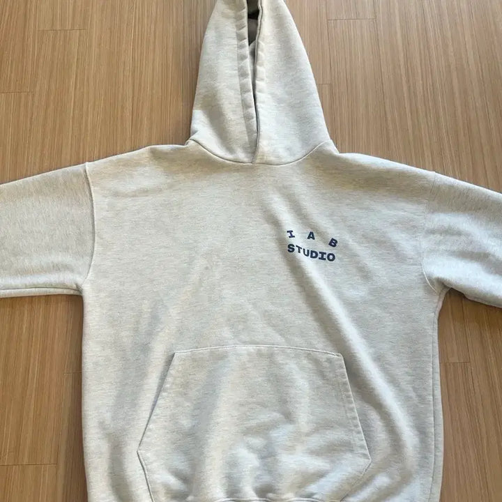 [BUNJANG] IAB Studio Light Grey Hoodie M / 아이앱 스튜디오 라이트그레이 후드티 M