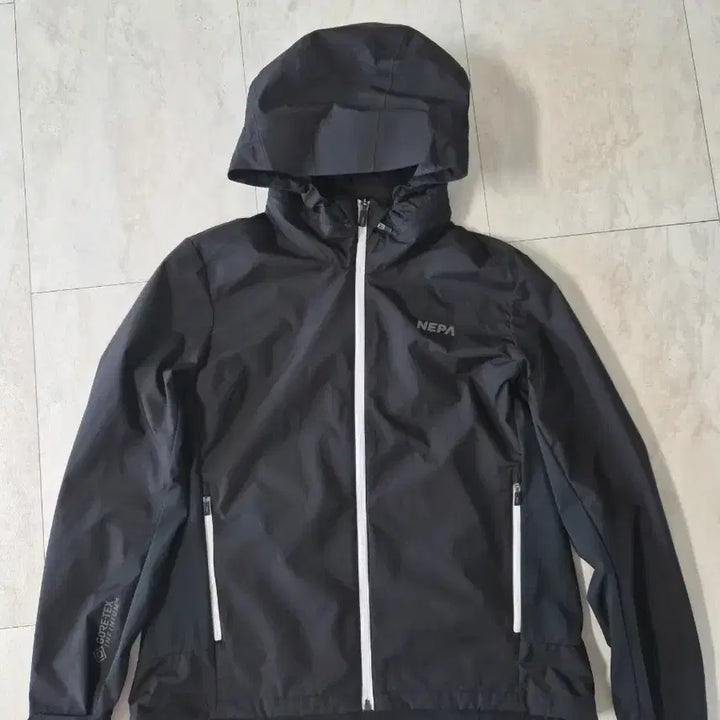 [BUNJANG] Nepa Gore-Tex Windbreaker Jacket / 여성 네파 고어텍스 바람막이 점퍼