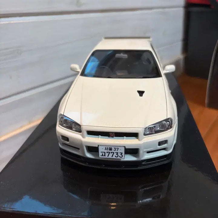 [BUNJANG] AutoArt 1:18 Nissan GTR R-34 Diecast Model / 1:18 오토아트 닛산 GTR R-34 다이캐스트 판매