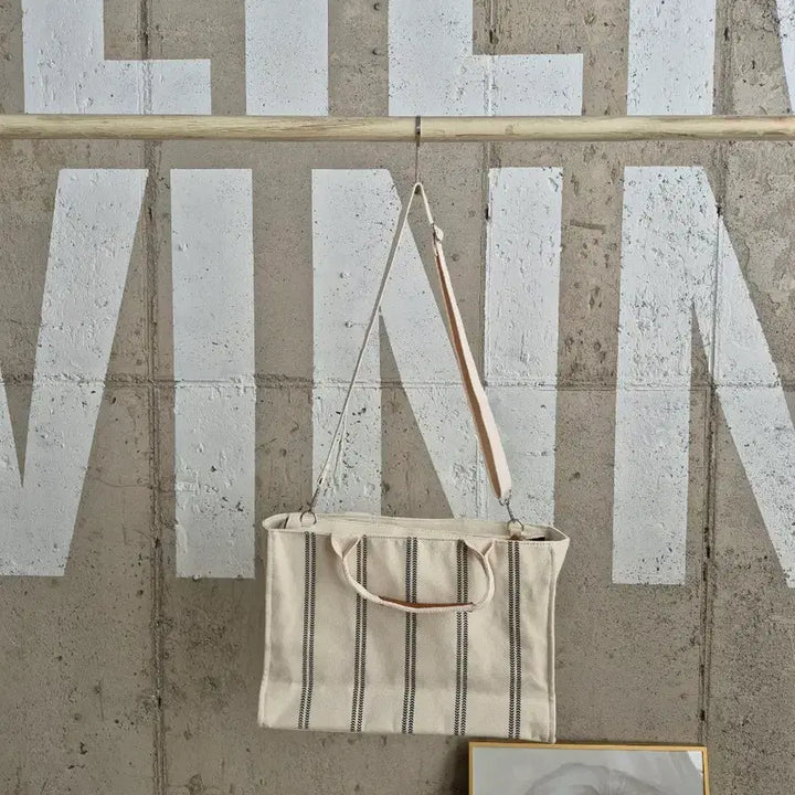 [BUNJANG] Alphabet Embroidery Stripe Canvas Tote Bag / 알파벳 자수 스트라이프 캔버스 토트백
