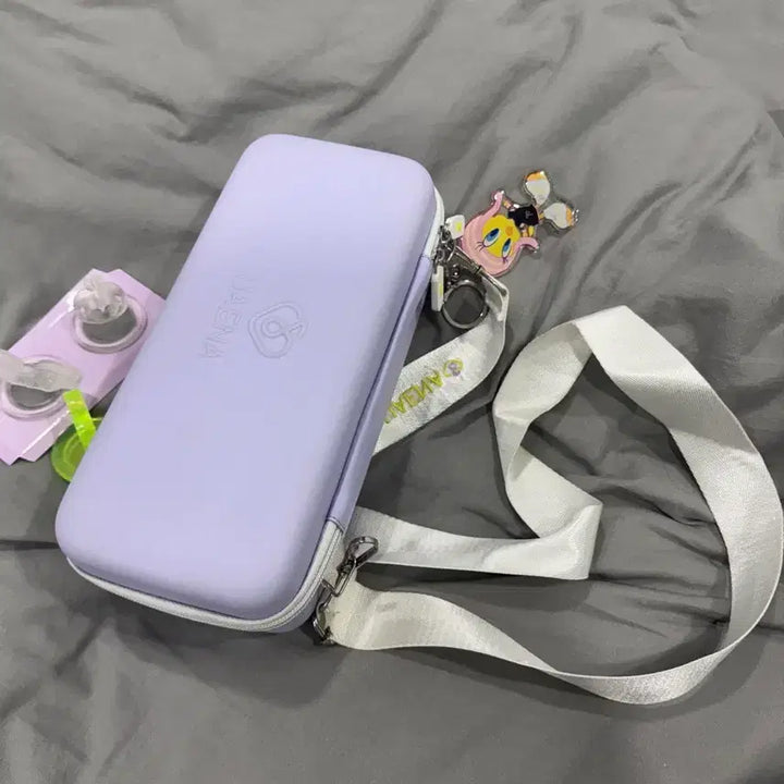 [BUNJANG] IU Official Lightstick + Pouch Set / IU 아이크 응원봉 + 파우치 세트 팝니다