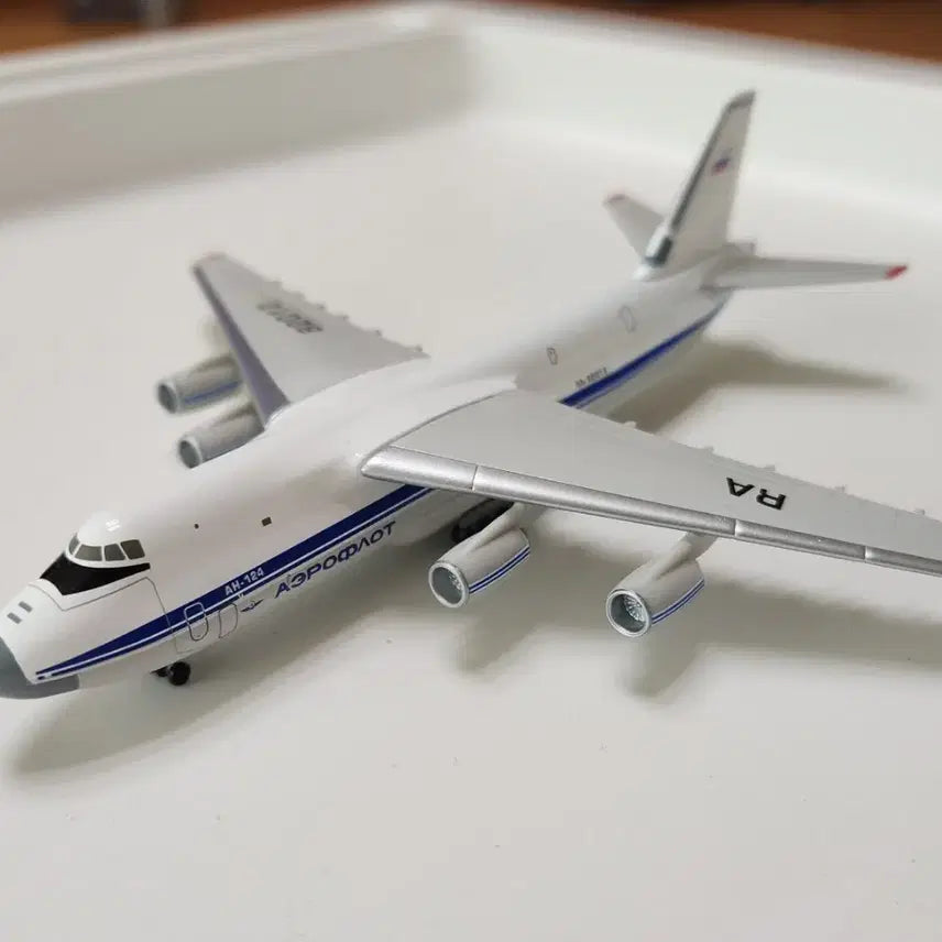 [BUNJANG] Herpa Antonov AN-124 1:500 Diecast Model Aircraft / Herpa AEROFLOT AN-124 항공기 모형