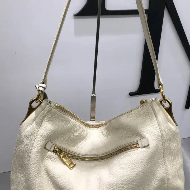 [BUNJANG] Prada White Leather Shoulder Bag / 프라다 화이트 레더 숄더백