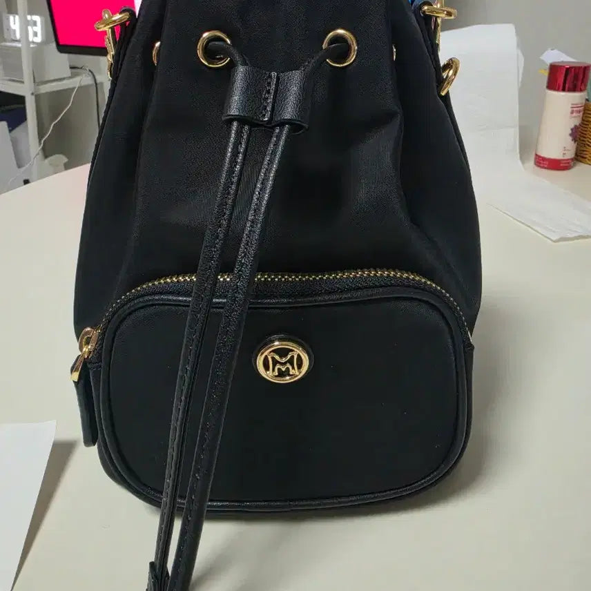 [BUNJANG] Metrost M241MT5526Z Small Bucket Bag Black / 메트로시티 버킷백 스몰 블랙 M241MT5526Z