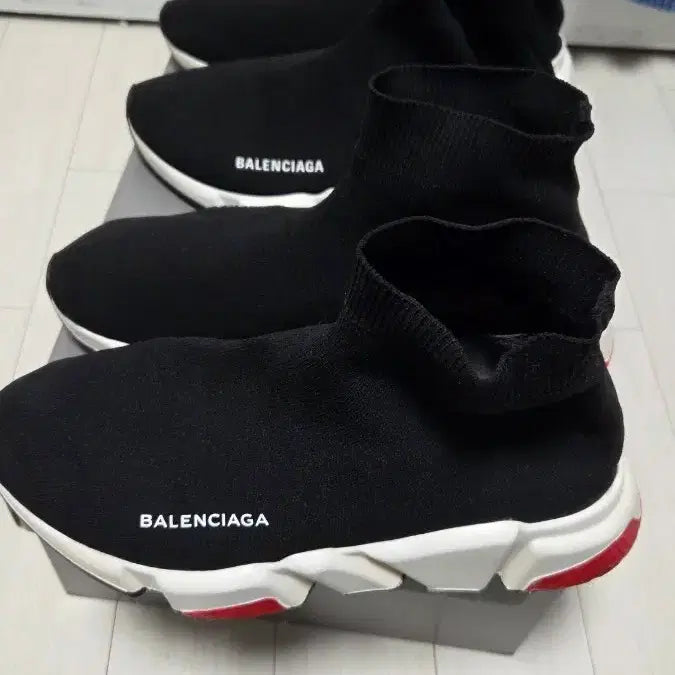 [BUNJANG] Balenciaga Speed Trainer Sneakers (Used) / 발렌시아가 스피드러너 상태좋은 중고제품39(250)판매합니다