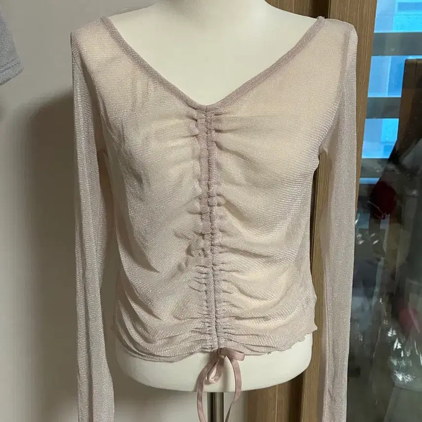 [BUNJANG] Sheer Glitter Shirring Sleeve Blouse / 시스루 글리터 셔링 슬리브
