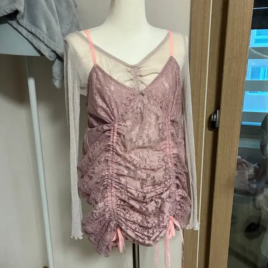 [BUNJANG] Pink Lace Shirring Top / 핑크 레이스 셔링 탑