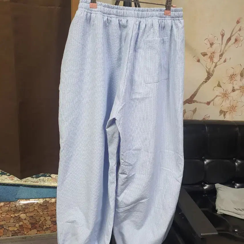 [BUNJANG] Newdaon Blue Stripe Balloon Fit Jogger Pants / 뉴다온 블루 스트라이프 벌룬핏 조거 팬츠