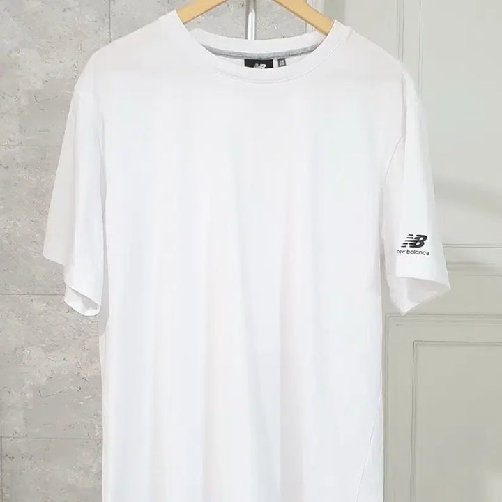 [BUNJANG] New Balance Round T-Shirt White / 뉴발란스 라운드 반팔티 110 화이트