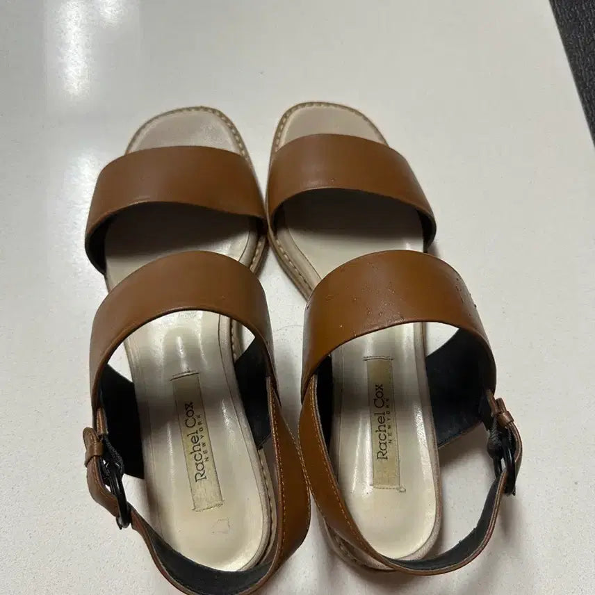 [BUNJANG] Rachel Cox Brown Flat Sandals Slippers / (250) 레이첼콕스 샌들 단화 슬리퍼