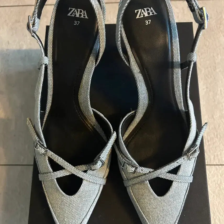 [BUNJANG] Zara Denim Slingback Heels (Size 37) / 자라 데님 슬링백 힐 37(240)