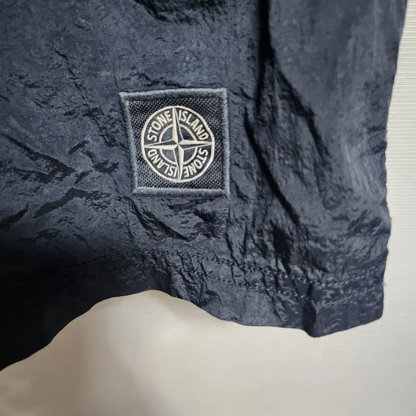 [BUNJANG] Stone Island Black Shorts / 스톤아일랜드 블랙 반바지