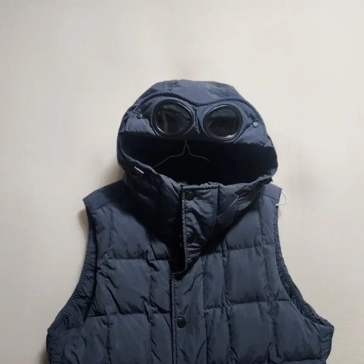 [BUNJANG] CP Company Goggle Padded Vest Navy / CP 컴퍼니 고글 패딩 조끼 네이비