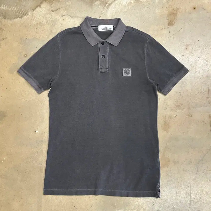[BUNJANG] Stone Island Slim Fit Charcoal Short Sleeve Polo Shirt / M 스톤아일랜드 슬림핏 차콜 반팔 카라