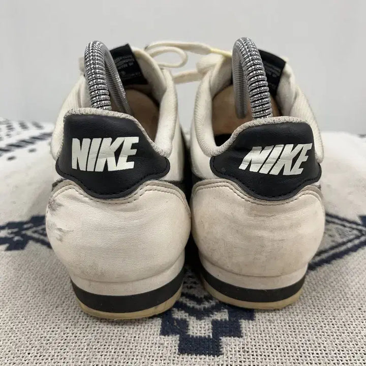 [BUNJANG] Nike Cortez Sneakers Athletic Shoes 235 / 나이키 코르테즈 스니커즈 운동화 235 X00534