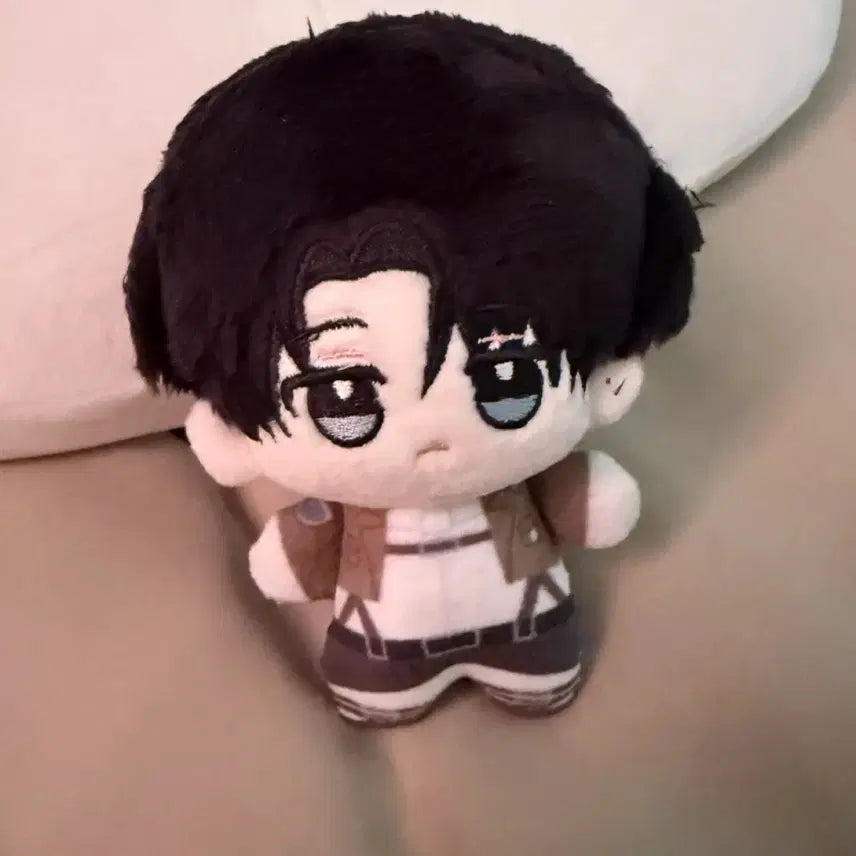[BUNJANG] Attack on Titan Levi Plush Doll / 진격의 거인 리바이 인형 봉제인형