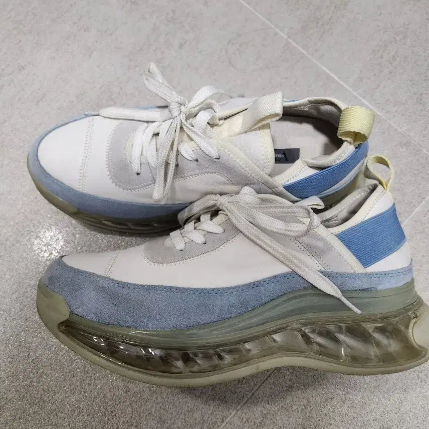 [BUNJANG] Vera Wang Genuine Air Sneakers Size 235 / 베라왕 정품  에어  스니커즈 상태좋아요  사이즈 235