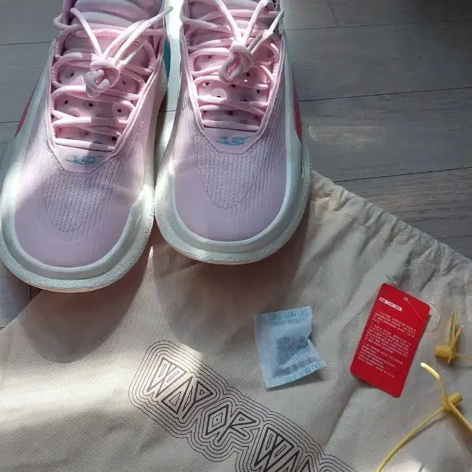 [BUNJANG] Li-Ning WOW 11 Basketball Shoes US 8 Pink Blue / (US8)리닝 wow11(최종가격)